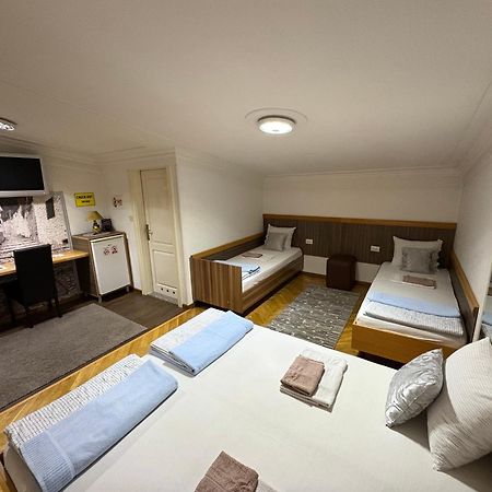 Hostel Dino Mostar Eksteriør bilde
